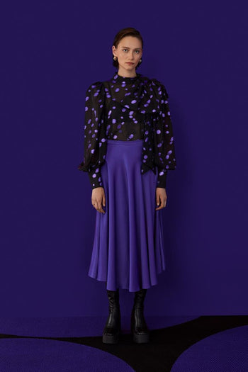 Yakası Çıkarılabilir Aksesuarlı Metalik Bluz