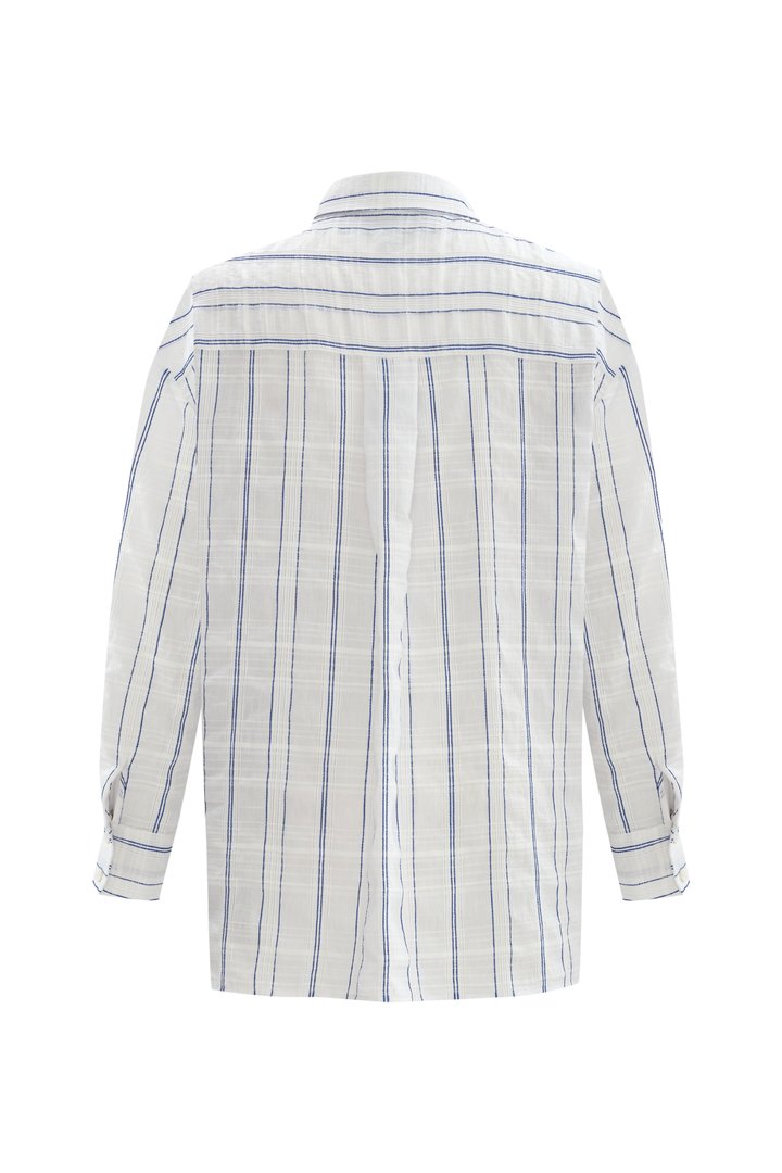 Çiçek İşlemeli ve Çizgili Gömlek Modeli