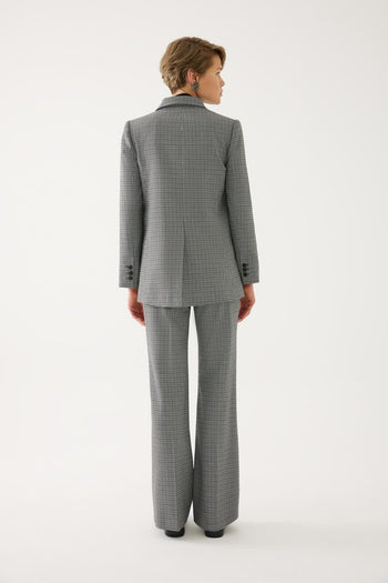 Yaka İşlemeli Ekoseli Ceket