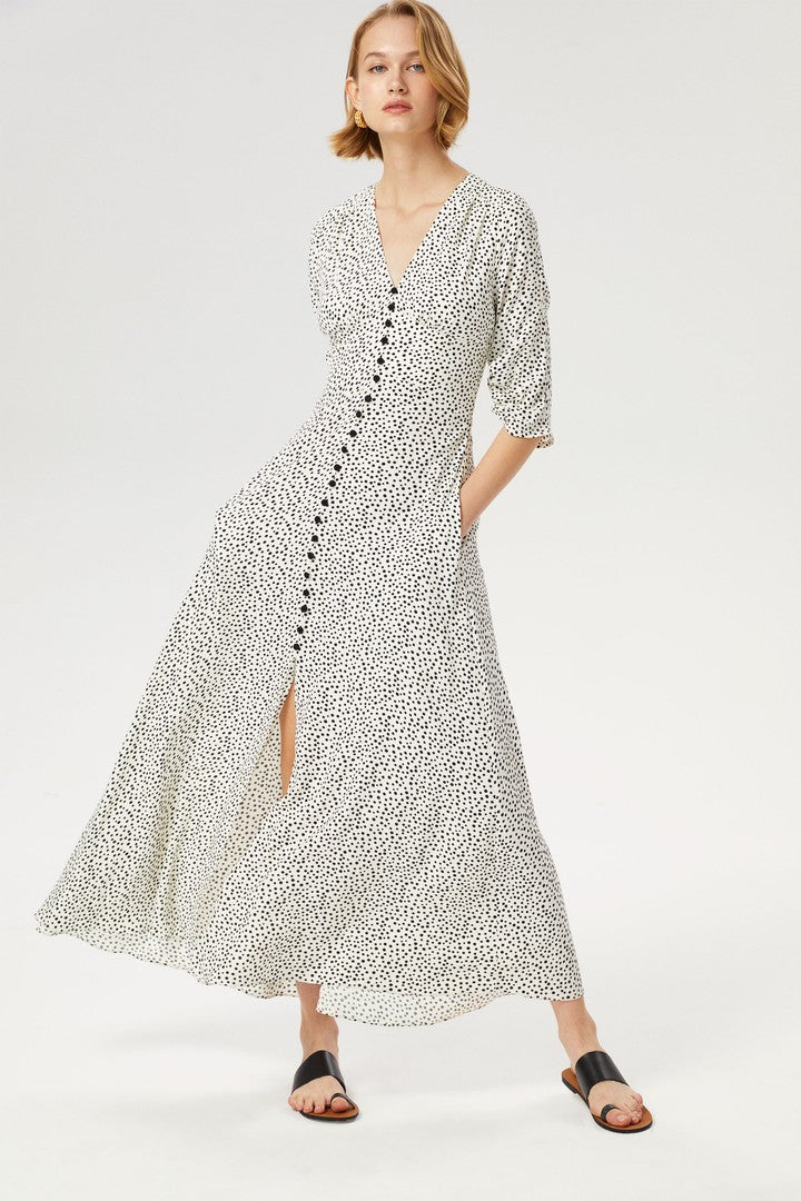 V Yaka Yırtmaçlı Elbise