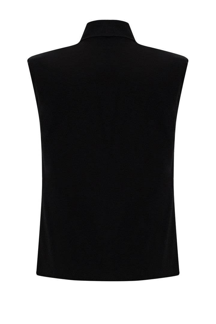 Sıfır Kollu ve Boncuk Detaylı Gömlek