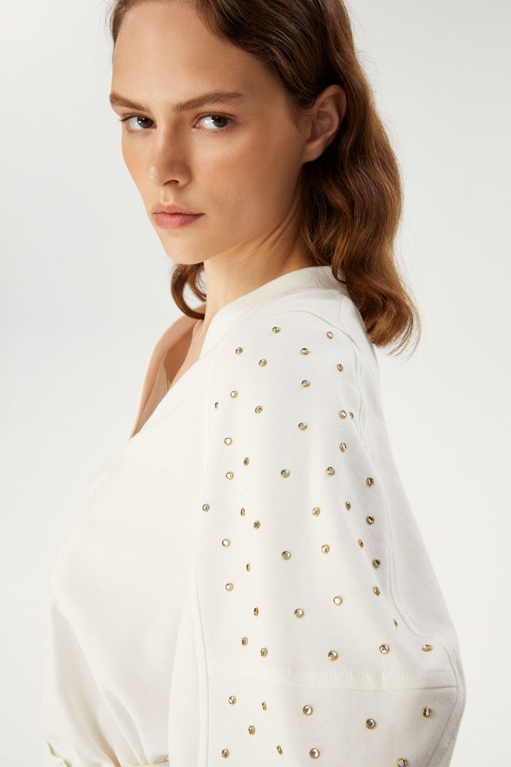 Beyaz V Yaka Sweatshirt