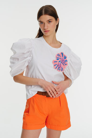 Balon Kol Bisiklet Yaka İşlemeli Pamuk Tişört