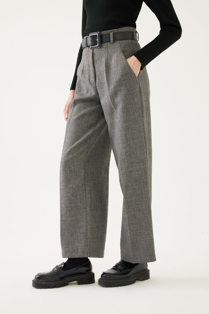 Kemerli Pantolon