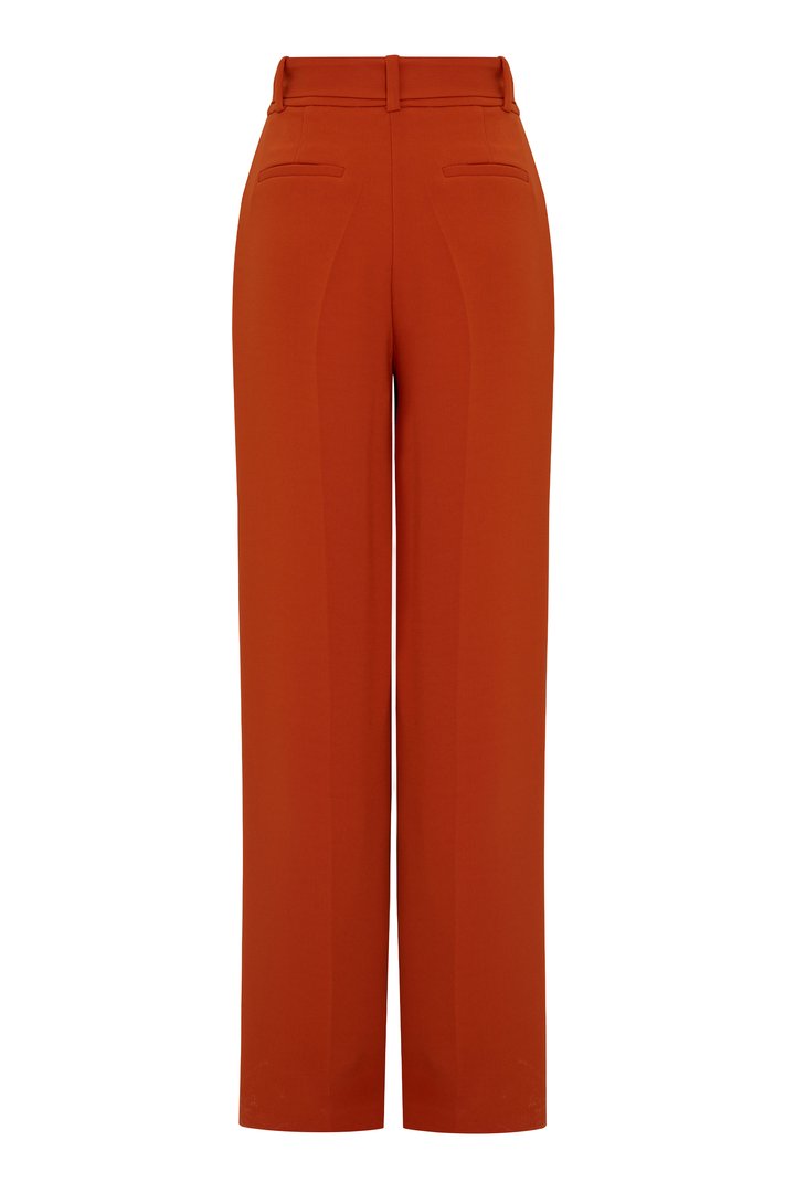 Kemerli Düz Paça Pantolon