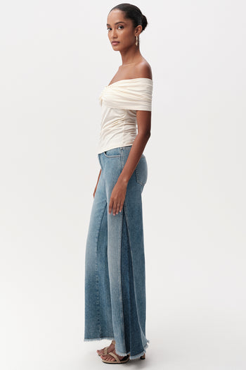 Omuzları Açık Metal Tokalı Slim Fit Örme Krem Bluz