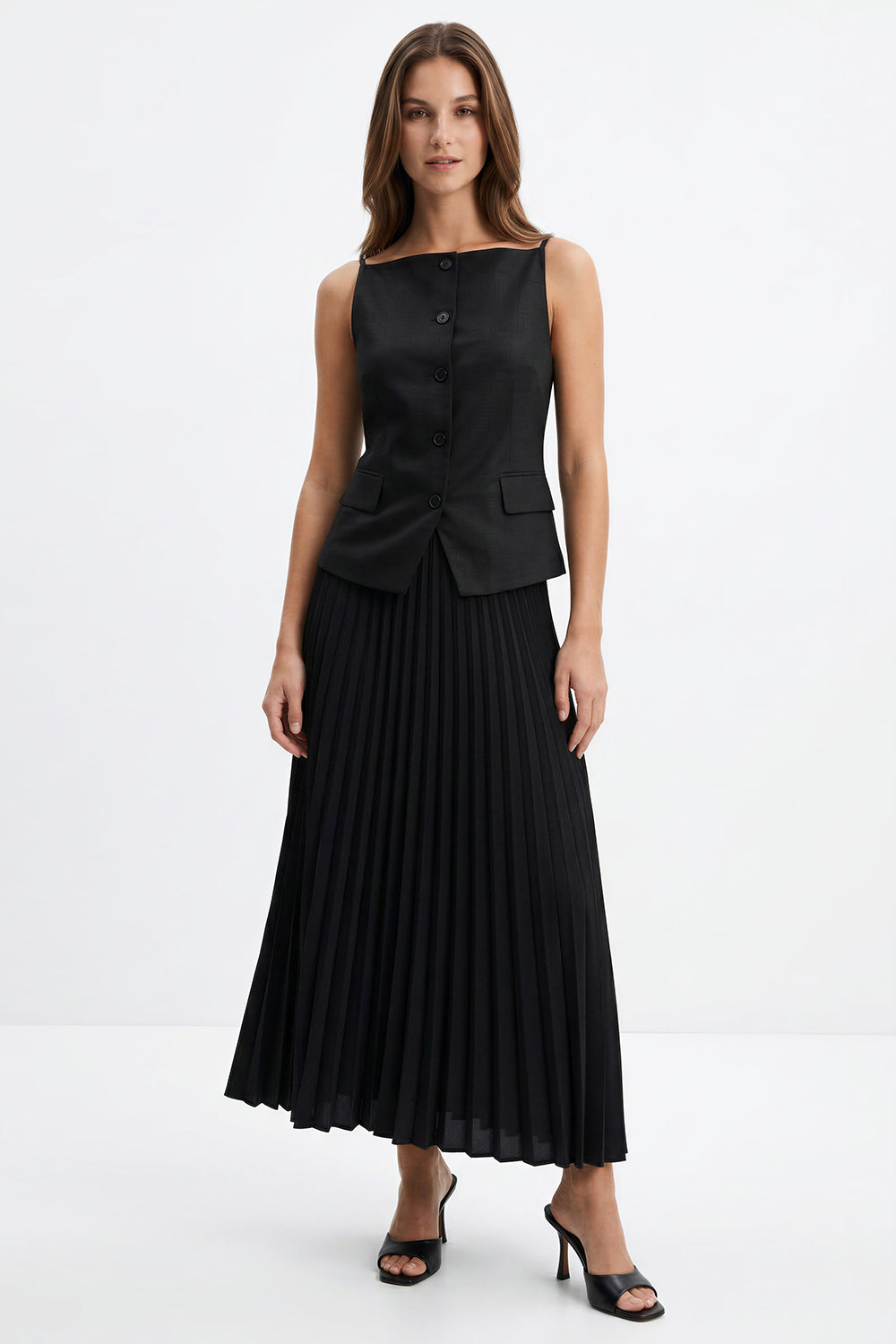 Kolsuz Pliseli Keten Garnili Regular Midi Siyah Elbise